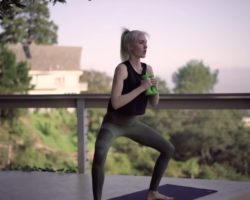 Yoga Workout for Strength – Yoga Workout with Dumbbells – Yoga for Stronger Arms